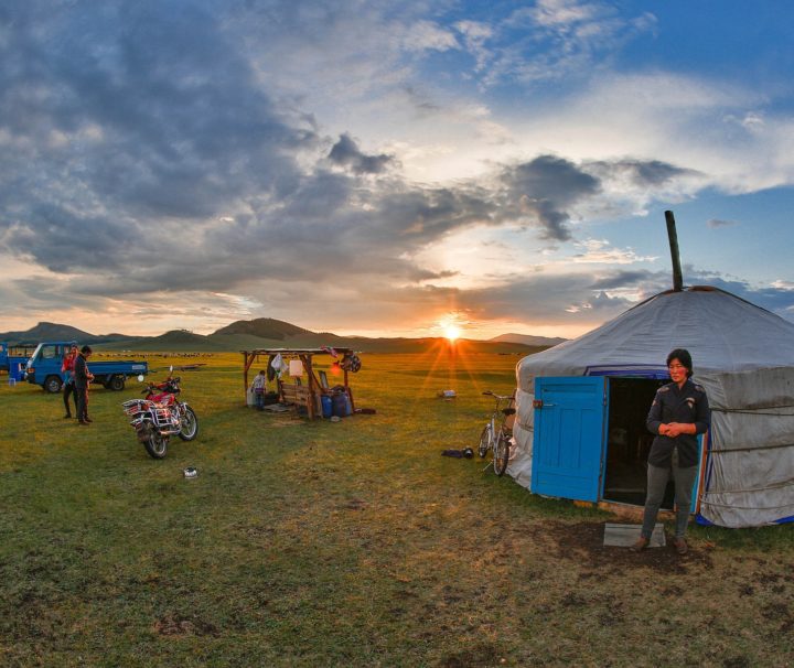 nomades yourte mongolie agence de voyages phileas frog paris 17